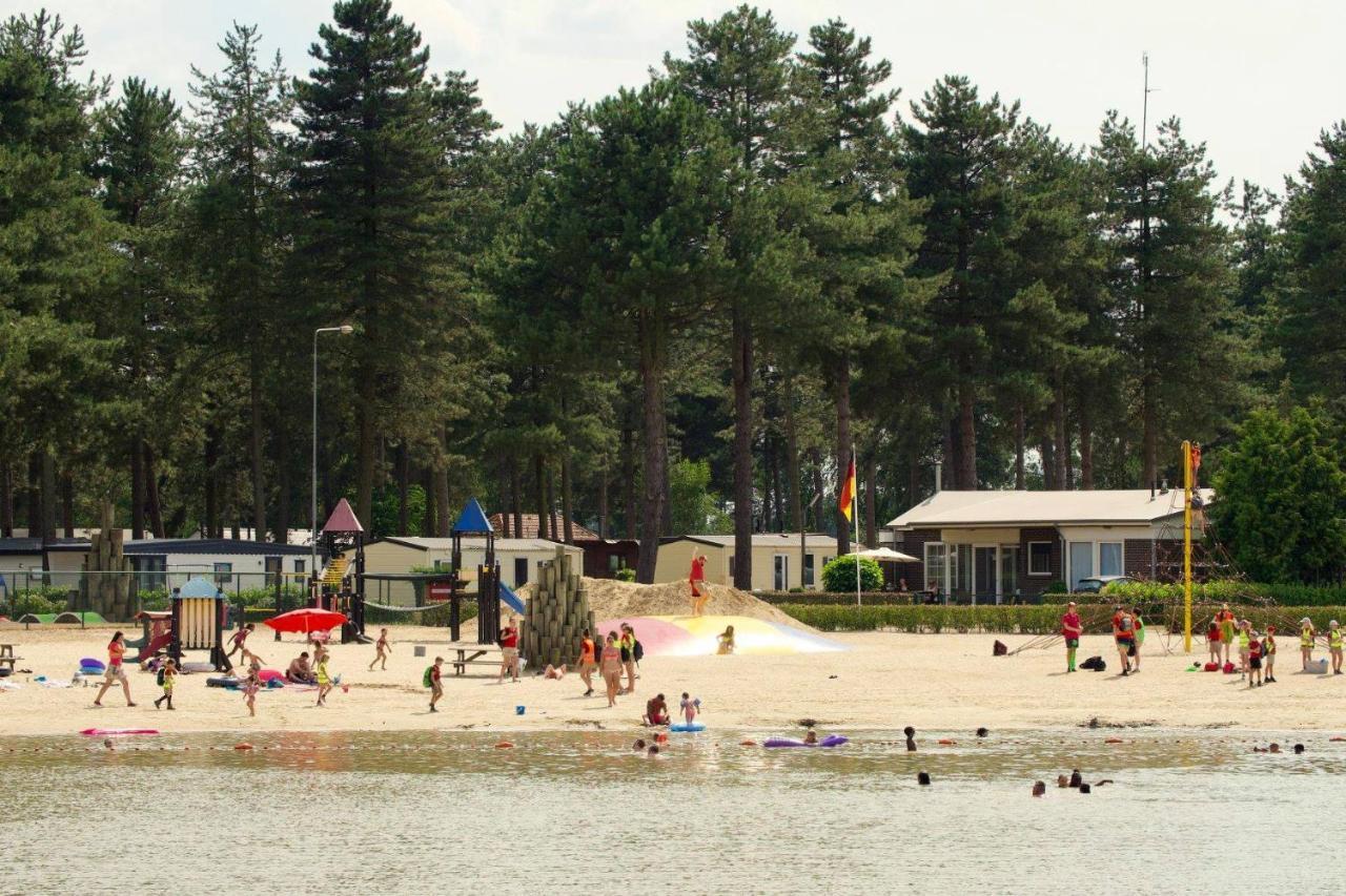 Luxe Vakantiehuis In Het Bos Overbroek エクステリア 写真